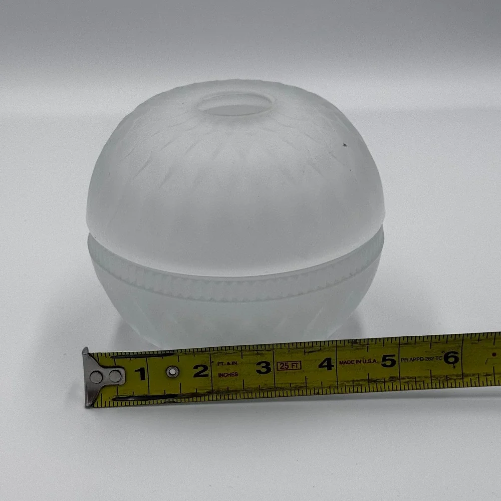 Indiana Glass Mt Vernon Lampe-Chandelle Frosted White Glass Candle Fairy Lamp